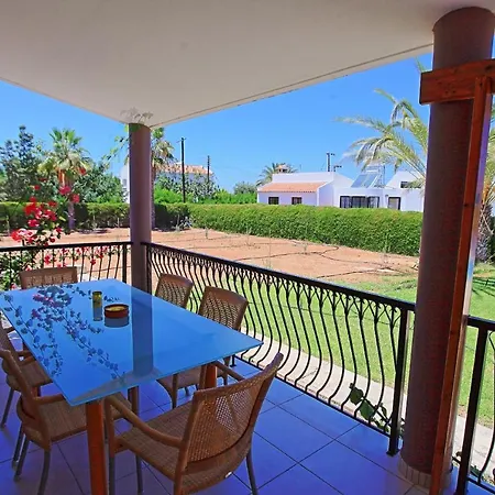 Maria Latchi 폴리스