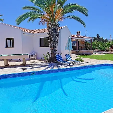 Villa Maria Latchi Polis