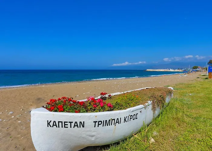 וילה Maria Latchi