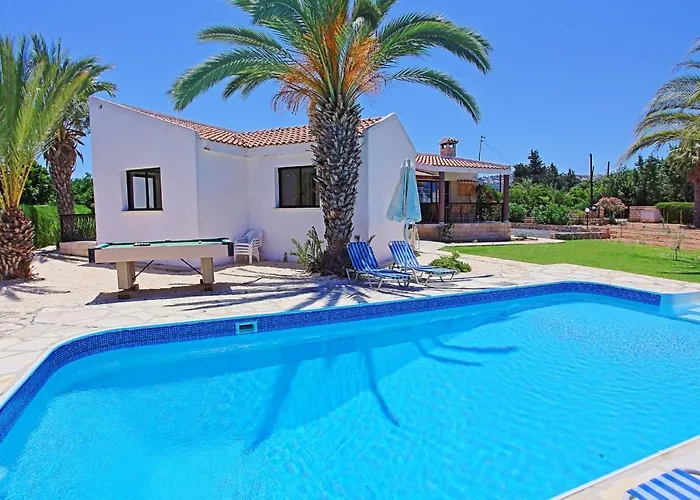 וילה Maria Latchi Polis