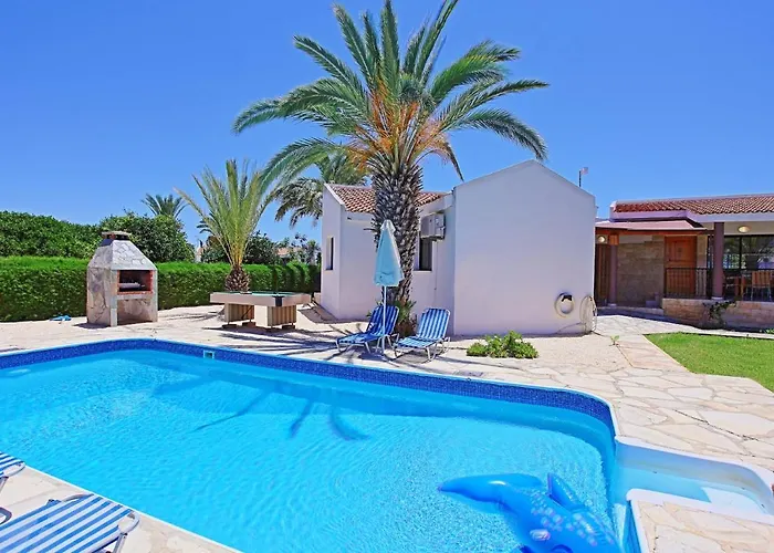 Maria Latchi וילה